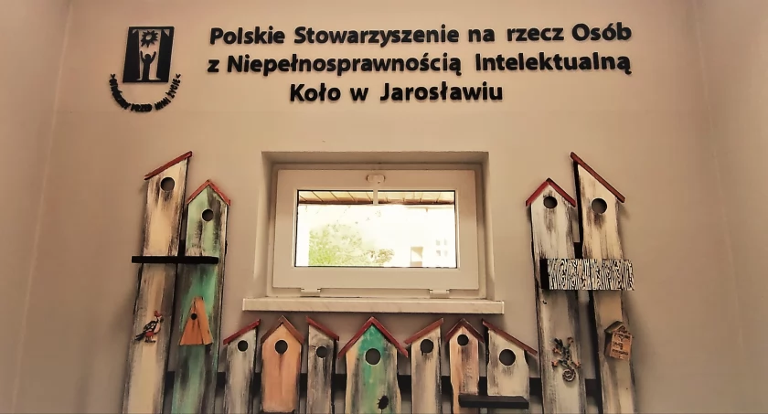 W związku z anonimowym pismem zdecydowano się na wewnętrzny audyt w placówce. Przeprowadziły go wieloletnia dyrektor Poradni Psychologiczno-Pedagogicznej w Jarosławiu i była naczelnik wydziału oświaty Lucyna Paulo i przedstawicielka zarządu koła. Nie potwierdził on żadnego z opisanych w anonimie zarzutów./ FOT. PSONI