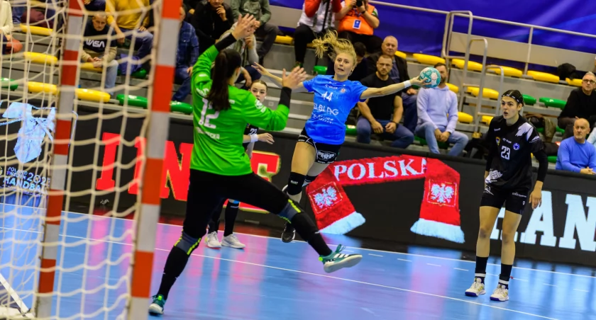 Weronika Kordowiecka broniła genialnie, z aż 55-procentową skutecznością. Fot. ORLEN Superliga Piłki Ręcznej Kobiet