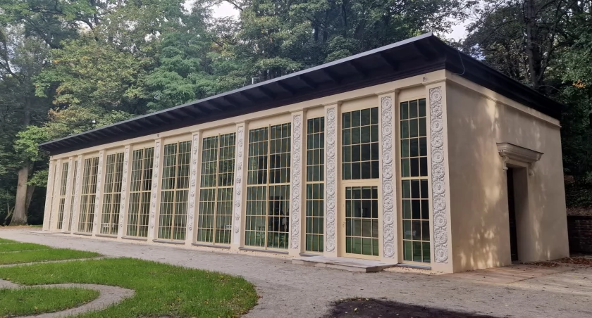 Obecnie budynek oranżerii zupełnie nie przypomina już ruiny, jaką przez lata się stał./ Zdjęcie: Muzeum w Przeworsku