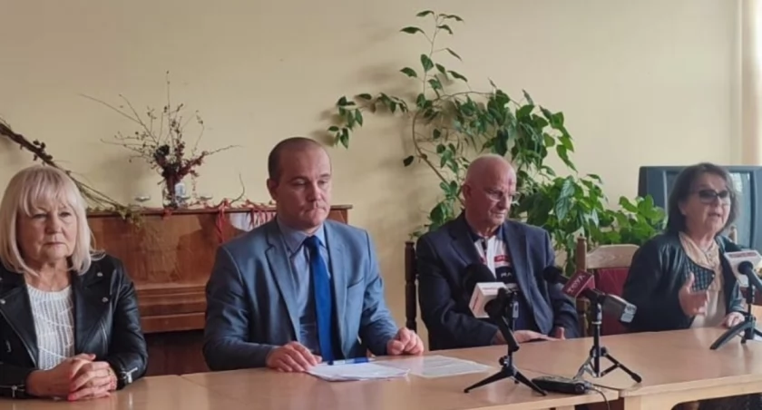 Od lewej: Halina Kasjan, Maciej Kamiński, Jan Duda i Alicja Galiszkiewicz. Fot. zbiory własne