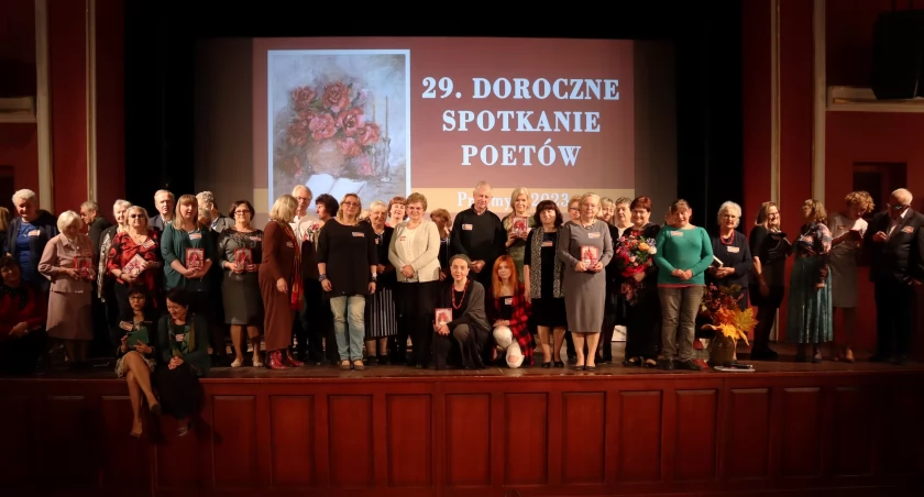 Wspólne, pamiątkowe zdjęcie uczestników./ Zdjęcia: Ł. Kisielica