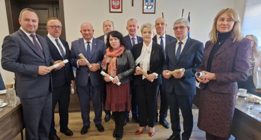 W gronie uczestników spotkania nie zabrakło przedstawicieli powiatu przemyskiego, jarosławskiego i lubaczowskiego./ FOT. Starostwo Powiatowe w Łańcucie