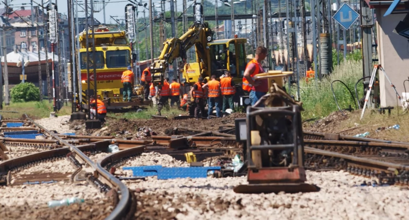 PKP PLK ogłosiło przetarg na dokumentację projektu, w ramach którego prędkość pociągów na trasie Rzeszów – Przemyśl ma wzrosnąć do 200 km/h.  Fot. Mariusz Godos