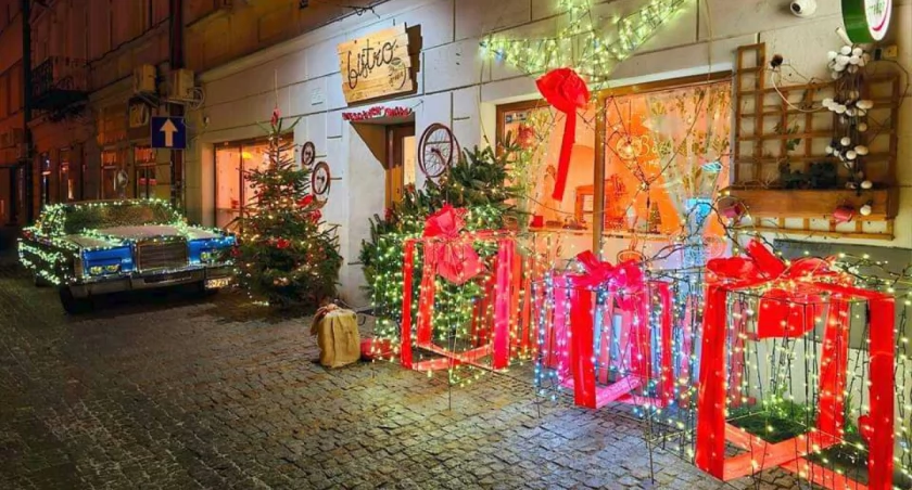 III edycję Konkursu na Najpiękniejszą Świąteczną Witrynę Przemyśla wygrało Bistro „Bez Ogródek”. Fot. ze zbiorów organizatora