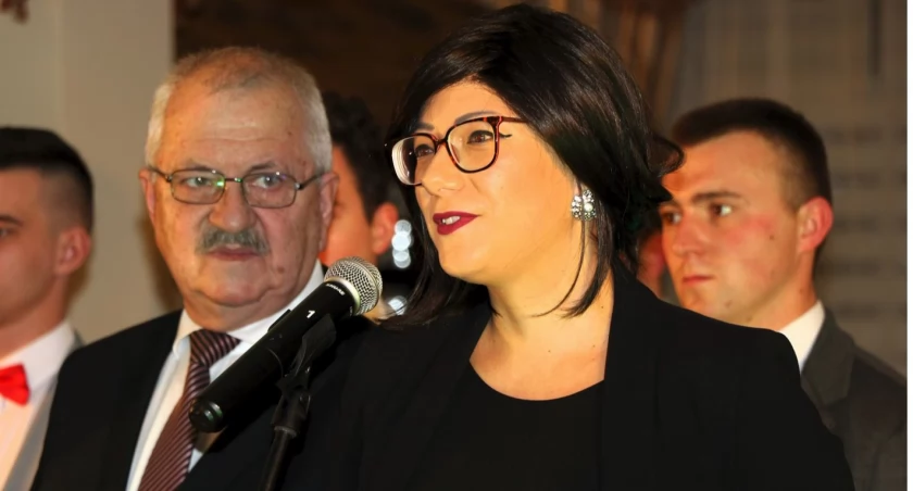 W tegorocznej edycji Laur Terra Premisliensis wraz ze statuetką otrzymały Zakłady Automatyki Polna SA. Nagrodę odebrała prezes zarządu firmy Luiza Powąska./ Zdjecia: M. Dachnowicz Starostwo Powiatowe w Przemyślu