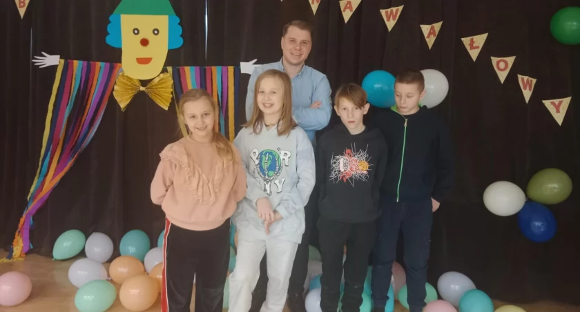 Fundacja Centrum Edukacji „Baza” w Przemyślu zorganizowała w świetlicy „Oratorium” bal karnawałowy. Fot. zbiory własne