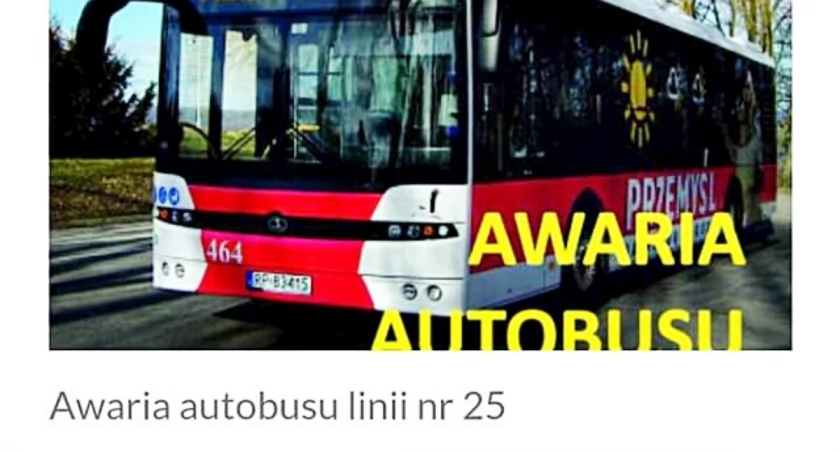Przez serię awarii autobusów kilka linii nie zostało obsłużonych, o czym można było dowiedzieć się na oficjalnej stronie internetowej spółki. Pojazdy nie wyjechały na trasę m.in. linii nr 10 czy 25. Fot. MZK Przemyśl