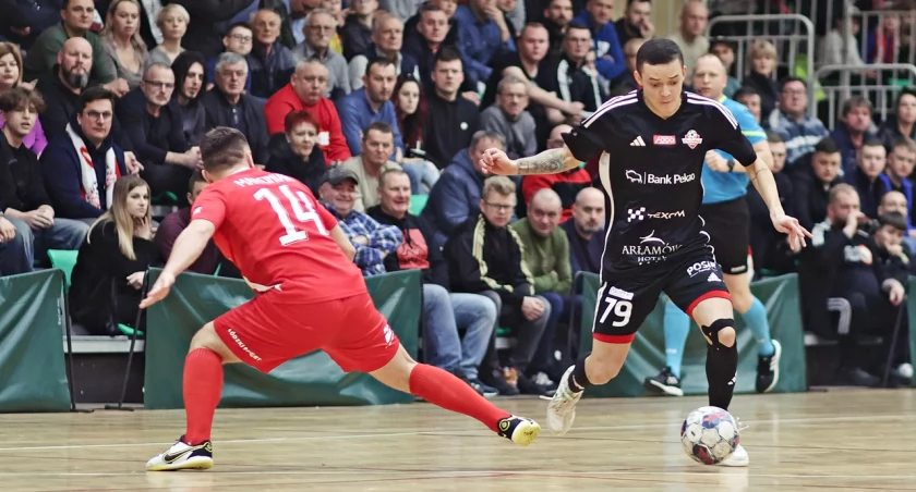Bruninho mógł w spotkaniu z Widzewem Futsal zdobyć co najmniej dwie bramki. Zabrakło szczęścia. Fot. Grzegorz Gajdzik