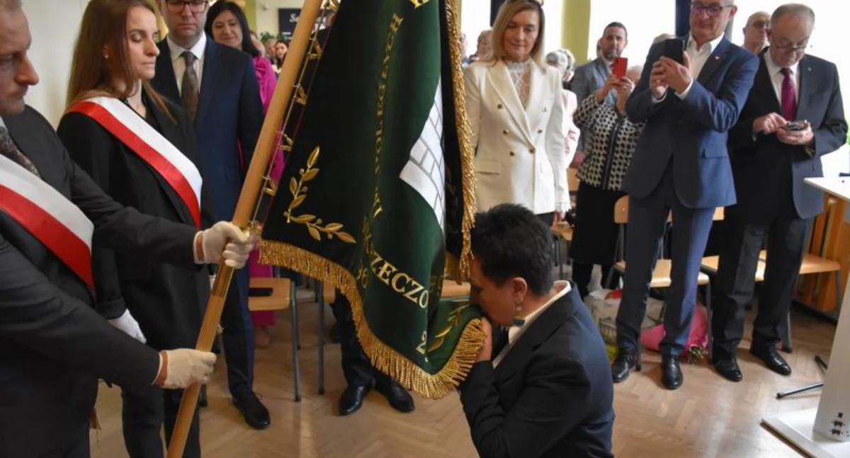 Dla społeczności SP w Krzeczowicach jubileusz 60-lecia był dniem pełnym wzruszeń i radości./ FOT. SP w Krzeczowicach