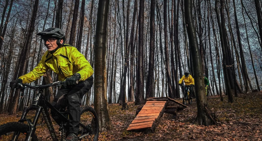 Urozmaicone, nowo utworzone trasy rowerowe typu enduro oraz trails otwierają przed amatorami dwóch kółek nowe możliwości./ FOT. UMiG Kańczuga