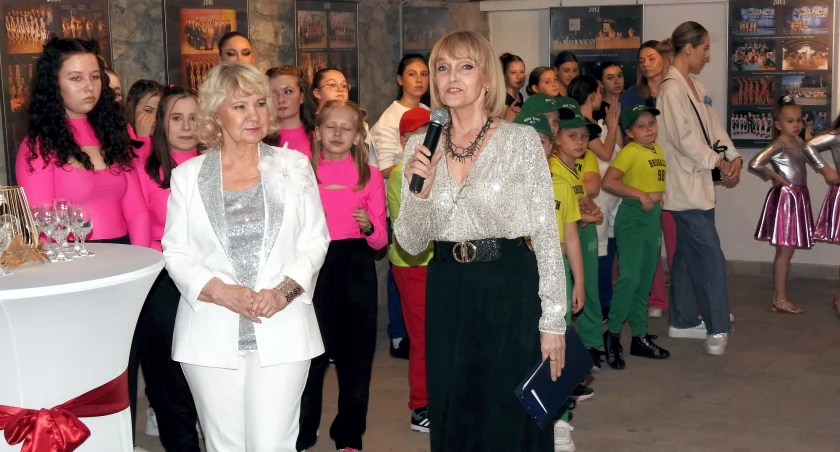 Założycielką, dyrektorem i choreografem Szkoły Tańca „A-Z” jest znana ze swej niestrudzonej aktywności Aleksandra Sołga, której udało się stworzyć w mieście prawdziwą taneczną rodzinę./ FOT. T. Beliński
