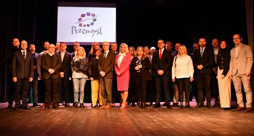 Sala widowiskowa Przemyskiego Centrum Kultury i Nauki „Zamek” była areną konferencji podsumowującej projekt „Razem zmieniamy Przemyśl”. Fot. UM Przemyśl