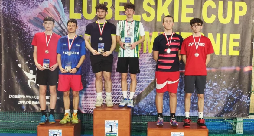 Przemyski debel Kacper Drymajło – Szymon Kazimir na najwyższym stopniu podium. Fot. zbiory własne