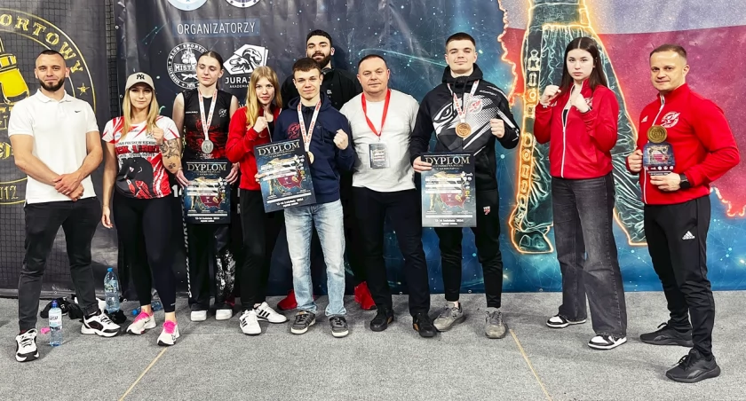 Ekipa KSW „Sokół” Jarosław po raz kolejny nie wyjechała z zawodów rangi mistrzowskiej w pustymi rękoma. Fot. zbiory własne