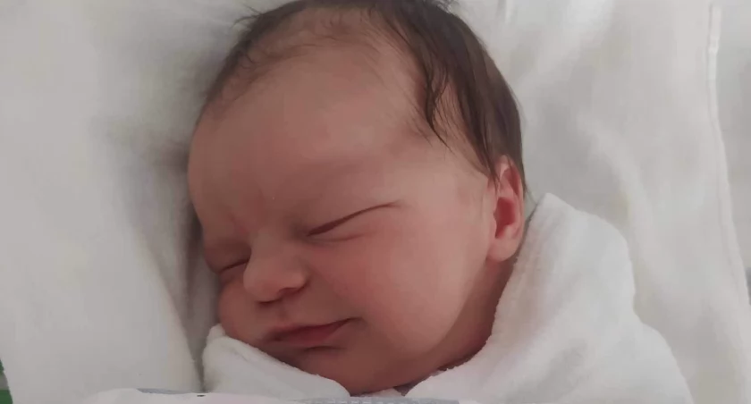Hanna Mazur, córeczka Agnieszki i Sławomira, urodzona 1 maja, o g. 13.38, waga 4060g, mieszkanka Bachórca. 