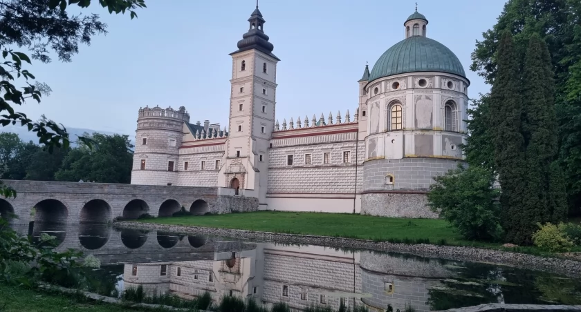 Noc Muzeów na Zamku w Krasiczynie. Klimat minionej epoki. Fot. Artur Wilgucki