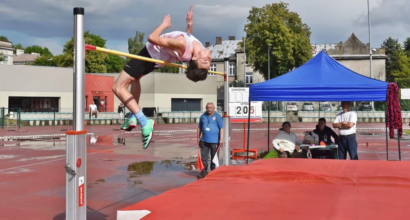 Patryk Pelc skoczył 205 cm. Jego rekord życiowy to 210 cm. Fot. zbiory własne