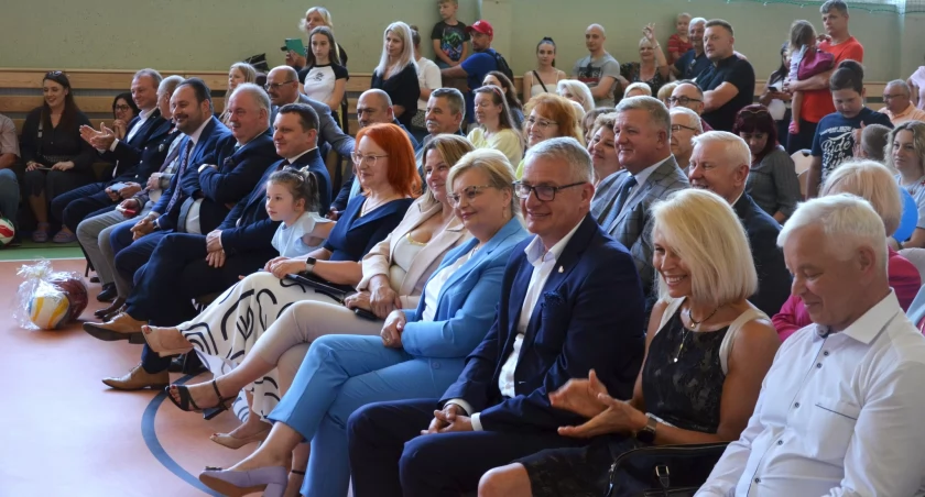 Na wydarzeniu nie zabrakło przedstawicieli władz i mieszkańców.