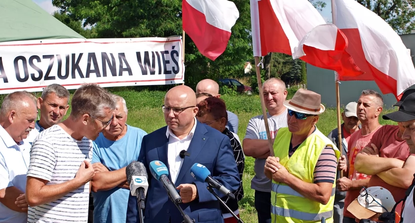 20 czerwca br. z mieszkańcami spotkał się rzeszowski poseł Adam Dziedzic z PSL. Fot. Mariusz Godos