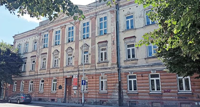 Technikum nr 4 w Zespole Szkół Elektronicznych i Ogólnokształcących w Przemyślu zyska wiele nowoczesnego sprzętu, który ma podnieść jakość kształcenia zawodowego w tej placówce. Fot. Mariusz Godos