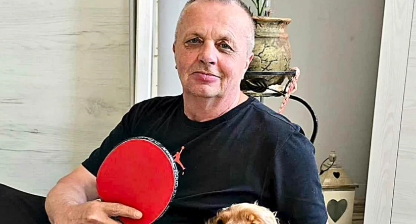 Rodzina z córką Andżeliką i wnuczką Lilly na czele, tenis stołowy i ukochany pies Bafi to największe miłości Marka Gudzelaka. Fot. zbiory własne