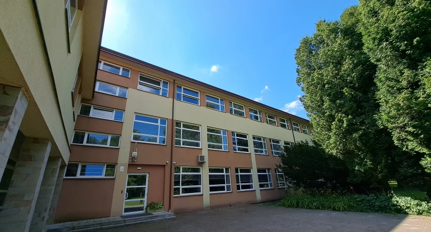 Kolegium Wschodnie z aulą, w którym organizowane są wszystkie najważniejsze uczelniane wydarzenia, czeka w najbliższym czasie przebudowa i rozbudowa./ FOT. U. Gielo