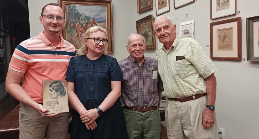 Bracia Robert i Stefan Reissowie, dr Iwona Drąg-Korga i prof. Tomasz Pudłocki./Fot. D. Gałązka