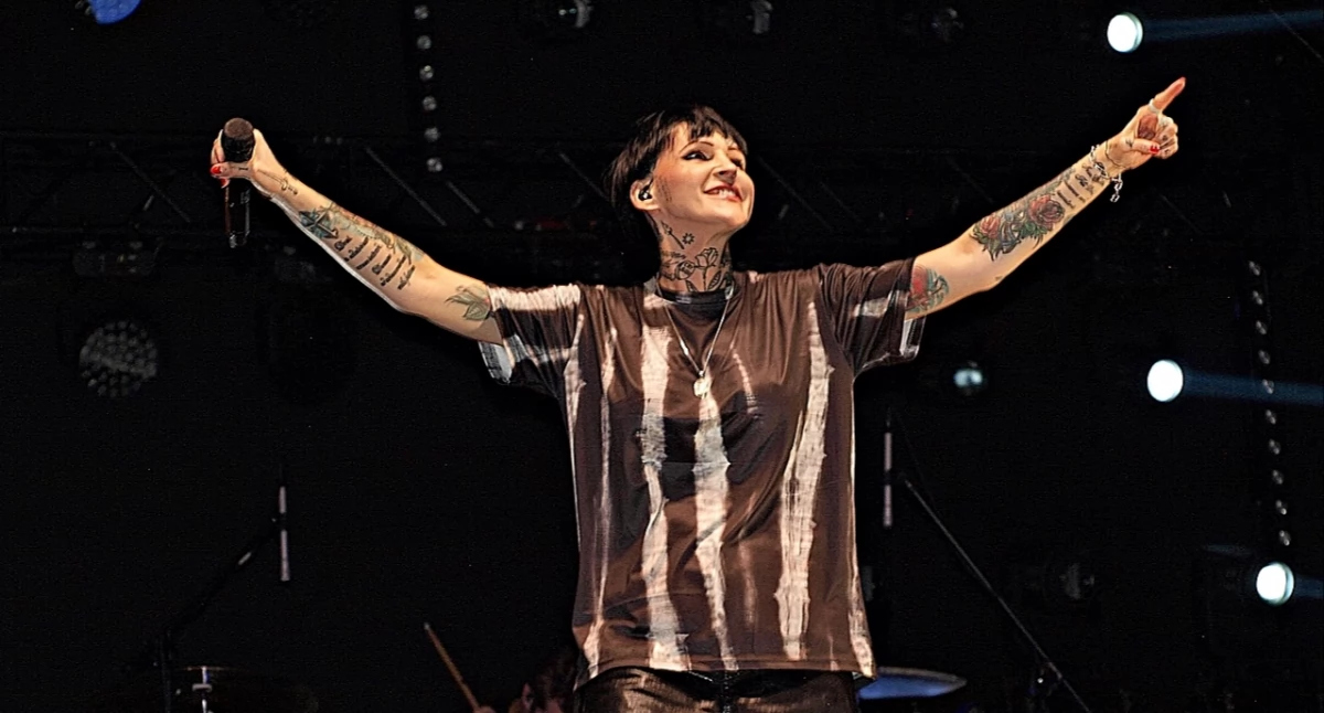 Wyjątkowy koncert charyzmatycznej Agnieszki Chylińskiej podsumował tegoroczną Wincentiadę, gromadząc na przemyskim Rynku kilka tysięcy osób. Fot. Mariusz Godos