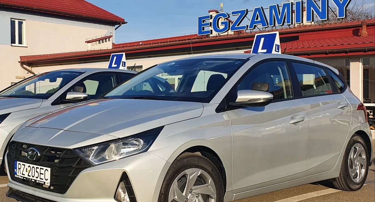 Samochodowa flota przemyskiego WORD wzbogaci się o nowe pojazdy marki Hyundai, model i20. Fot. WORD Przemyśl