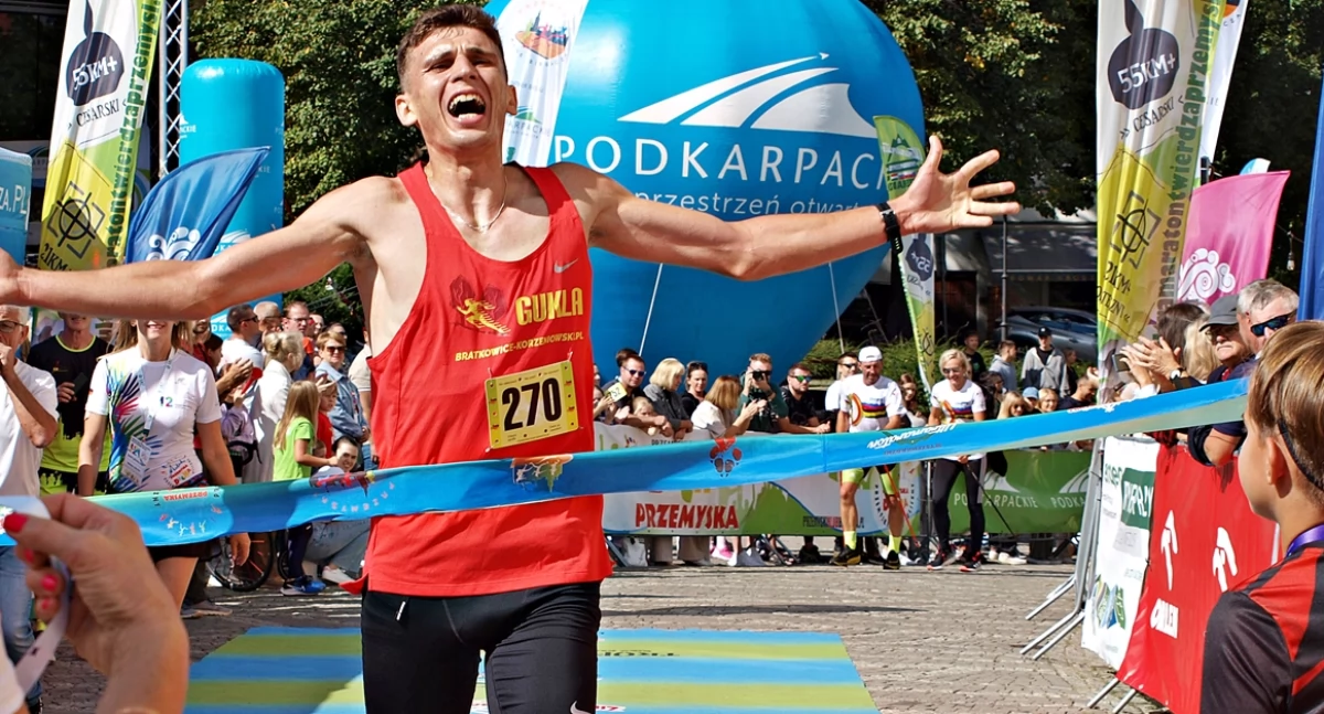 Bieg główny wygrał rzeszowianin Patryk Marszałek, reprezentujący barwy klubu GUKLA Bratkowice. Fot. Mariusz Godos
