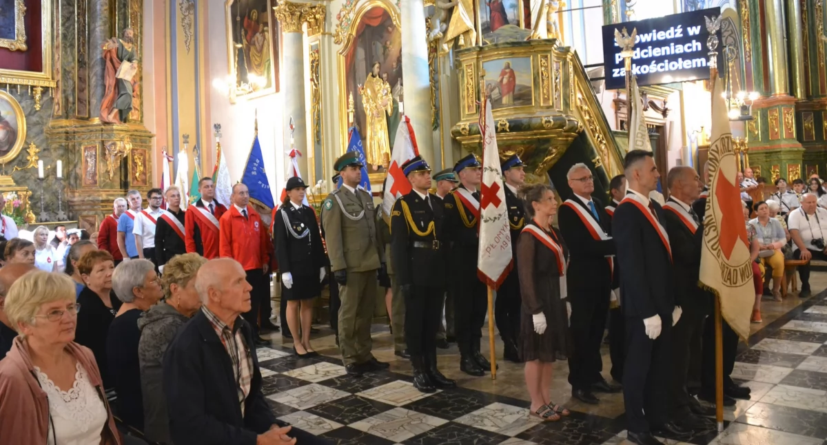 Honorowi dawcy krwi i sympatycy krwiodawstwa w pierwszą sobotę września stawili się kolejny raz przed cudownym obrazem Matki Bożej./ FOT. Sanktuarium w Kalwarii Pacławskiej