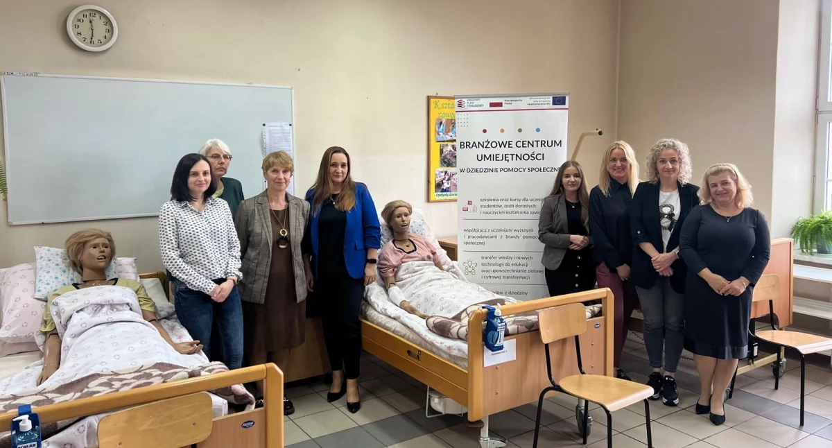 Szkolenia i kursy prowadzone w BCU są odpowiedzią na aktualne potrzeby rynku pracy w obszarze pomocy społecznej. Oferują możliwość skorzystania z wiedzy doświadczonych trenerów i zdobycia praktycznych kompetencji./ FOT. BCU