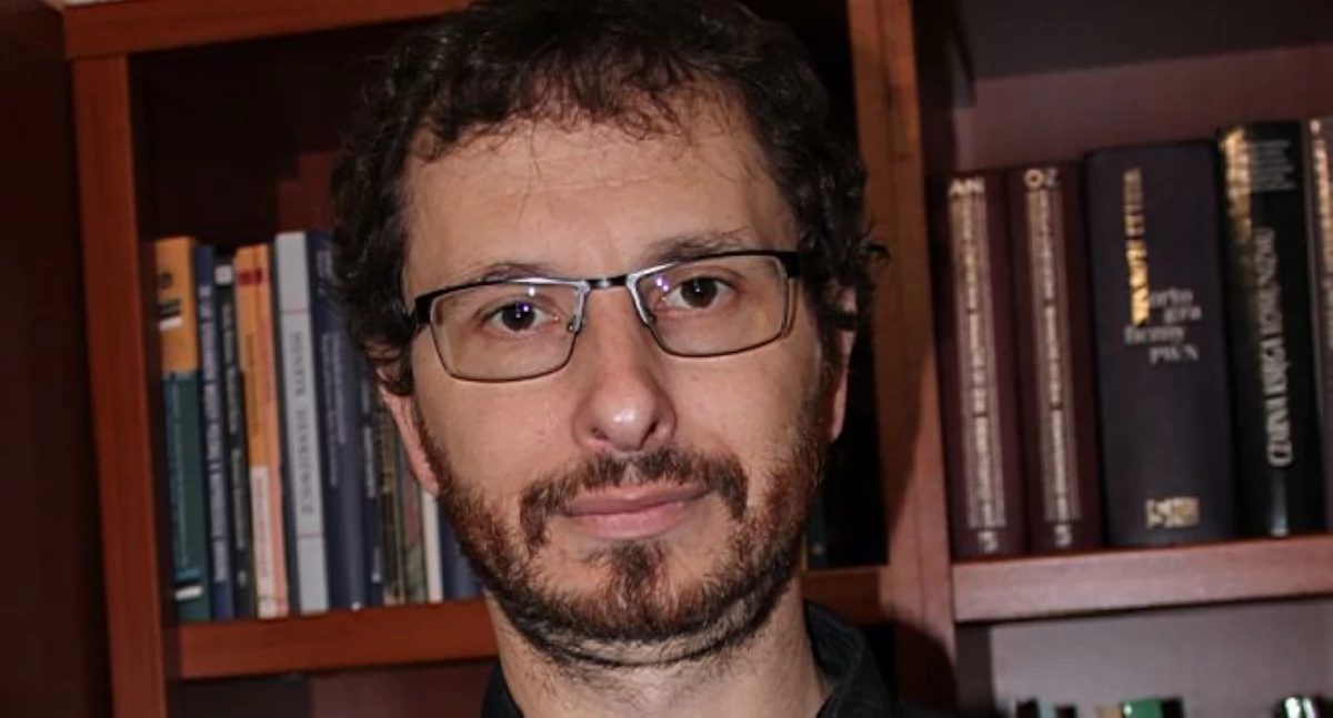 Przemyślan Henryk Tur – pisarz, redaktor, copywriter, od wczesnych lat młodości wielki pasjonat fantastyki. Od lat publikuje na łamach rozmaitych czasopism i magazynów, ma na koncie łącznie 6 wydanych książek. W tym roku ukazały się: „Droga honoru” i „Skald”. Spotkanie autorskie z pisarzem odbędzie się w środę, 16 października, o g.18 w Przemyskiej Bibliotece Publicznej przy ul. Grodzkiej./ FOT. U. Gielo