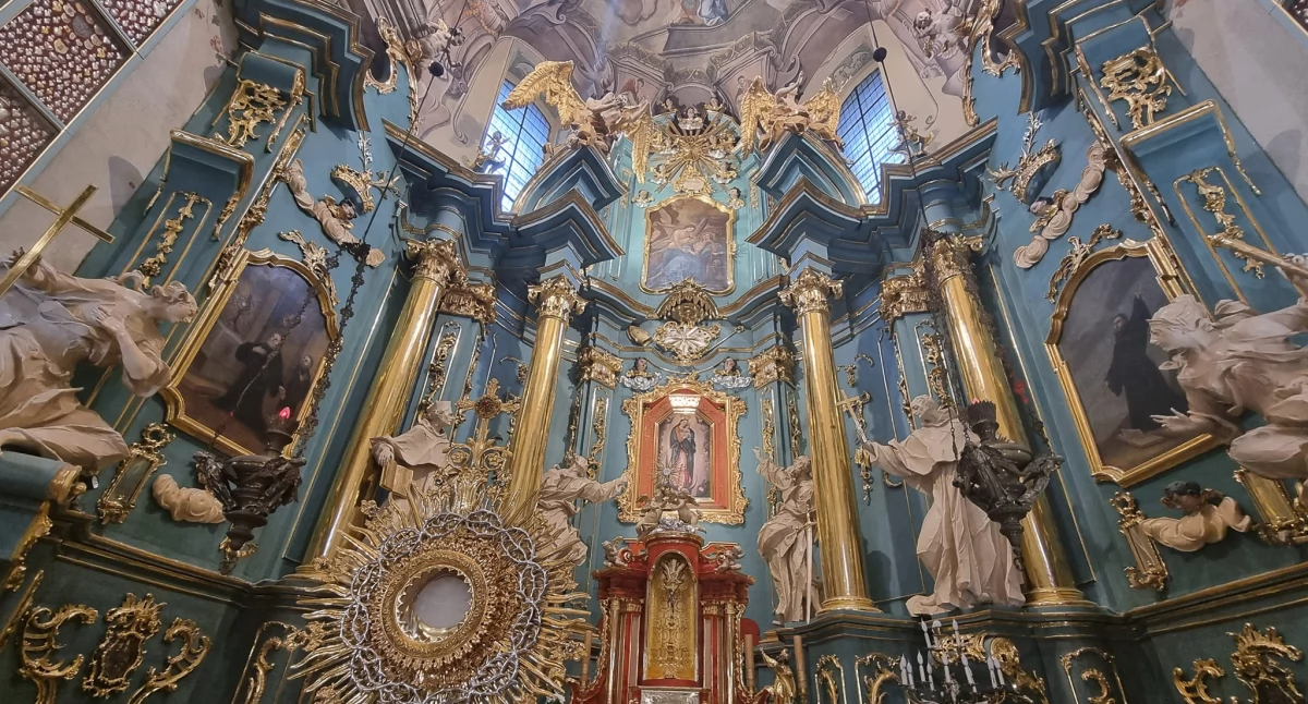 Dzięki prowadzonym pracom wnętrze świątyni wypięknieje./ FOT. UMWP