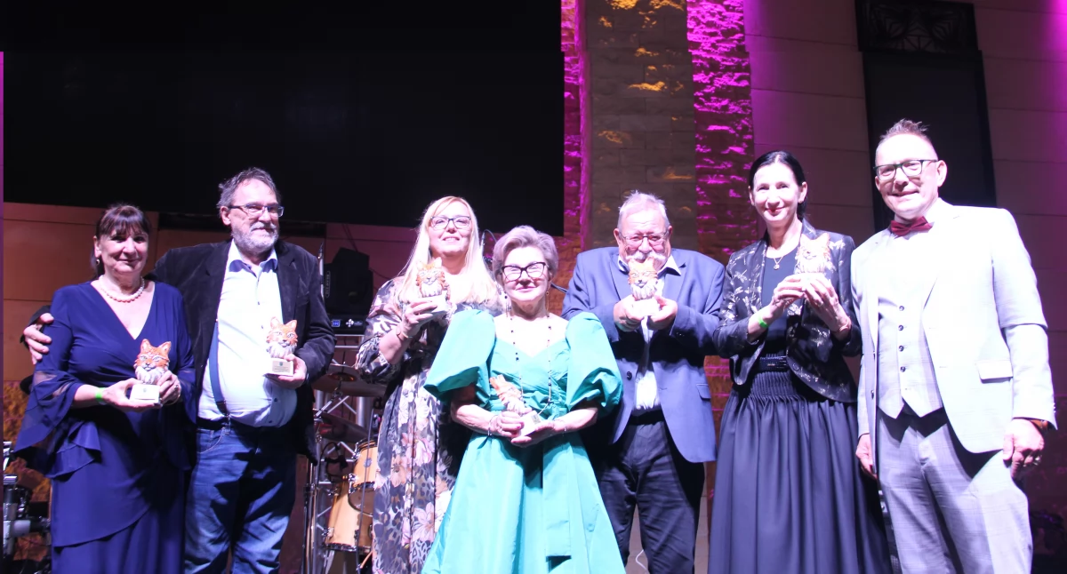 Podczas imprezy wręczone zostały „Rysie Bieszczadzkich Dni Psychiatrycznych” za zasługi dla Psychiatrii Podkarpackiej i BDP. Laureatami zostali: dr Teresa Adamczyk z Jarosławia, dr Anna Czarnecka z Leżajska, dr Jolanta Szczerba-Per z Brzozowa, Iwona Kaczor z Przemyśla, dr Jan Janczewski ze Świecia i dr Bogusław Habrat z Warszawy. Fot. zbiory własne