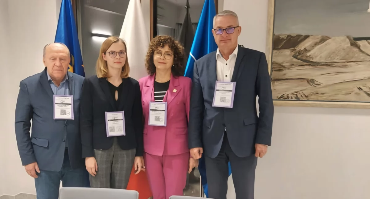 Oprócz koordynatora misji, przemyskiego posła Marka Rząsy (KO), w obserwacji wzięli udział reprezentanci głównych sejmowych sił politycznych, posłowie Zbigniew Chmielowiec (PiS) i Elżbieta Burkiewicz (Polska 2050; Trzecia Droga) oraz Aleksandra Wawdejuk (Biuro Spraw Europejskich i Współpracy Międzynarodowej Sejmu RP). Fot. zbiory własne