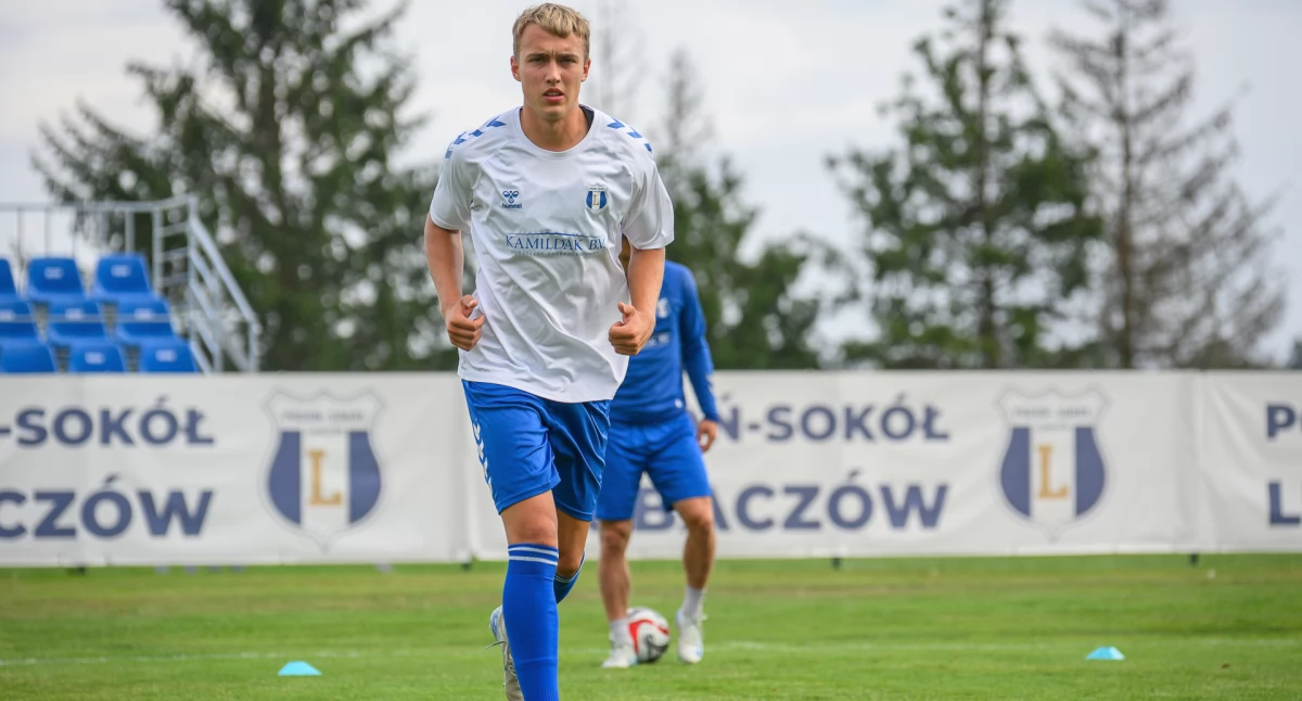 Oskar Majda w Kielcach swojego bramkowego dorobku nie powiększył, ale i tak jest zdecydowanym liderem Pogoni-Sokoła Lubaczów w tej klasyfikacji. Strzelił do tej pory 7 bramek. Fot. Pogoń-Sokół Lubaczów/Tomasz Mielnik