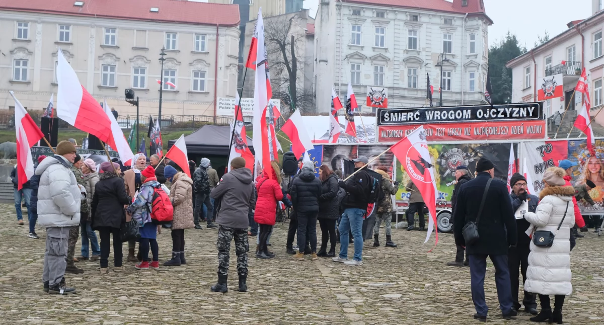 Wiec „Rodaków Kamratów” w Rynku./Fot. Jacek Szwic 