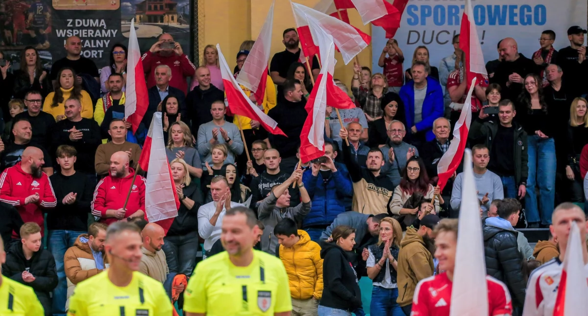 Podczas meczu z Legią Futsal Warszawa trybuny wypełniły się po brzegi. Teraz za bardzo się na to nie zanosi i za bardzo nie wiadomo dlaczego... Fot. Texom Eurobus Przemyśl/Kamil Krukiewicz