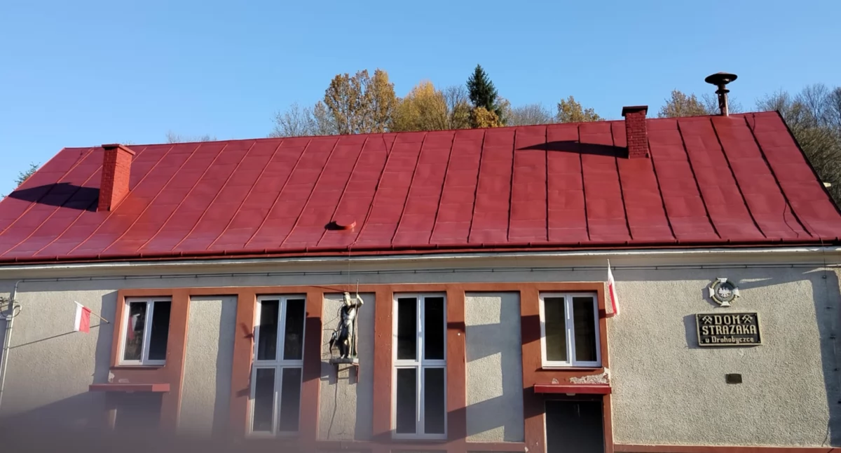 Tutejsza remiza to serce wsi, gdzie organizowane są okolicznościowe spotkania, zebrania i festyny, dlatego tak ważne było stworzenie w niej komfortowych warunków. /FOT. UG Dubiecko