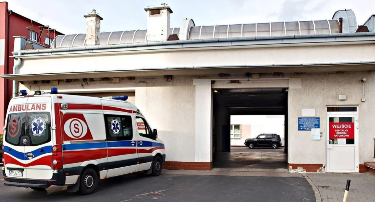 Szefostwo Wojewódzkiej Stacji Pogotowia Ratunkowego w Przemyślu wnioskowało o wydłużenie czasu pozostawania w gotowości do 24 godzin na dobę sześciu ZDM-ów, będących pod jej kuratelą. Pozytywnie rozpatrzony został ledwie jeden wniosek. Ten dotyczący Sieniawy. Fot. Mariusz Godos