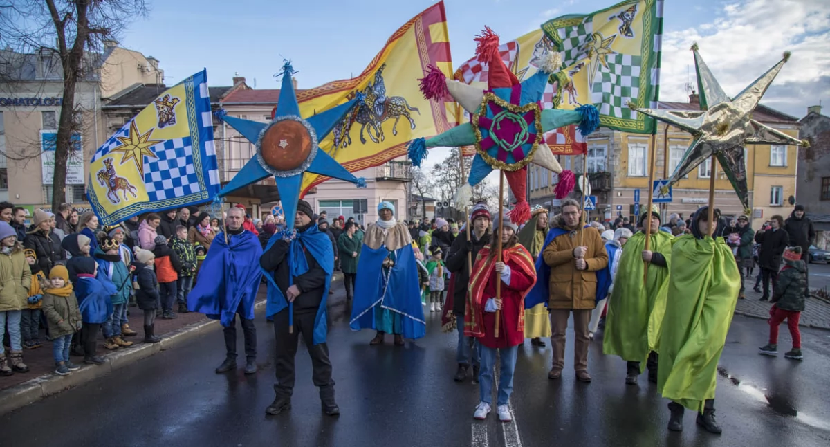 Tradycja organizacji Orszaków Trzech Króli została w tym roku podtrzymana w wielu miejscowościach regionu, m.in. w Radymnie./ FOT. UM Radymno
