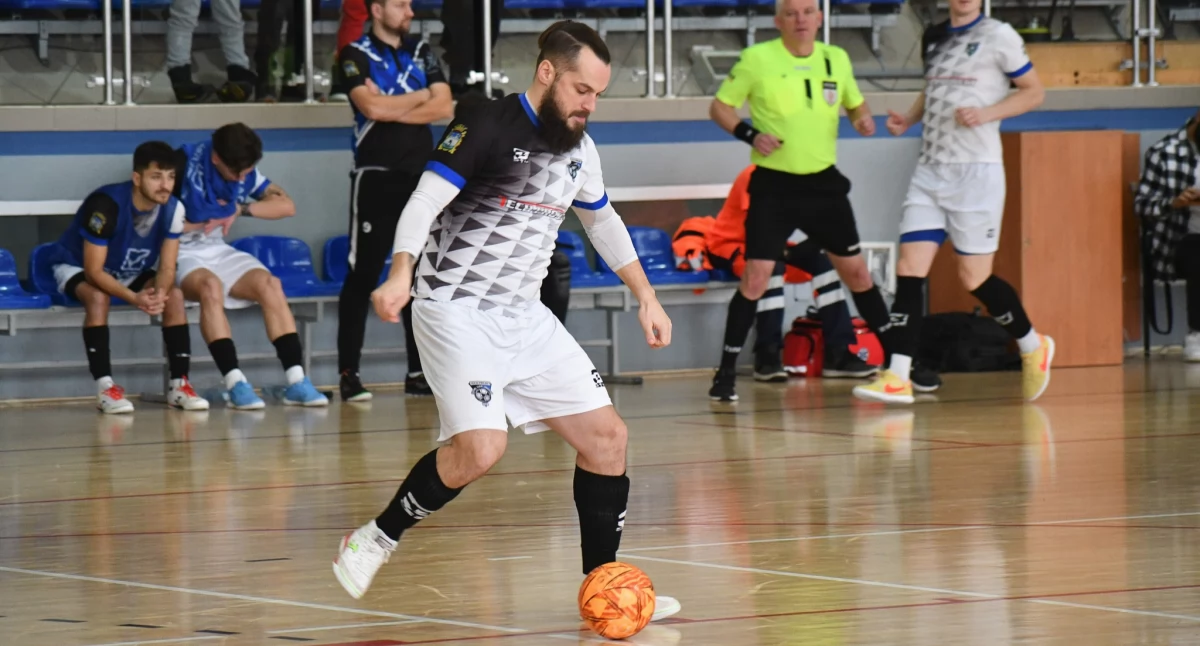 Patryk Broda był ojcem zwycięstwa Tech-Projectu Futsal Team Jarosław z AZS UMCS Lublin. Ustrzelił hat-tricka. Fot. Tech-Project FT Jarosław