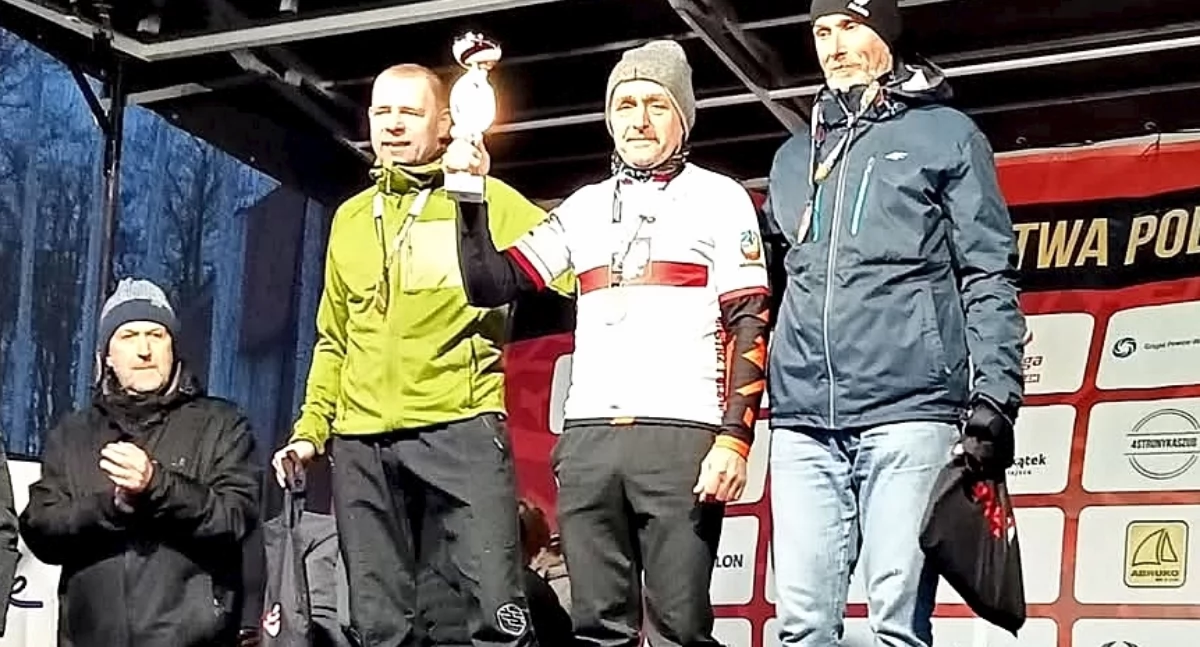 Krzysztof Gierczak ponownie na najwyższym stopniu podium. Tym razem po złoto Mistrzostw Polski mastersów sięgnął nad Bałtykiem. Fot. zbiory własne