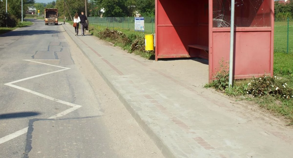 Przebudowa Jasińskiego i Topolowej zakłada przebudowę i budowę ciągów pieszych, przebudowę nawierzchni drogi, budowę lub przebudowę odwodnienia drogi, budowę lub przebudowę oświetlenia, budowę aktywnych przejść dla pieszych. Fot. Mariusz Godos
