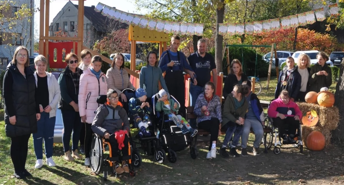 Jesienne zajecia w ogrodzie - 2024 rok./Fot. CARITAS