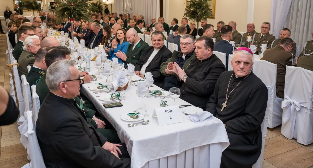 Zdjęcia: RAFAŁ NIEBIESZCZAŃSKI FOTO STUDIO