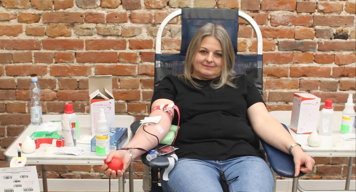 Krwiodawcy tłumnie ruszyli do punktu zbiórki po to, by pomóc innym./ FOT.OSP KSRG Dubiecko