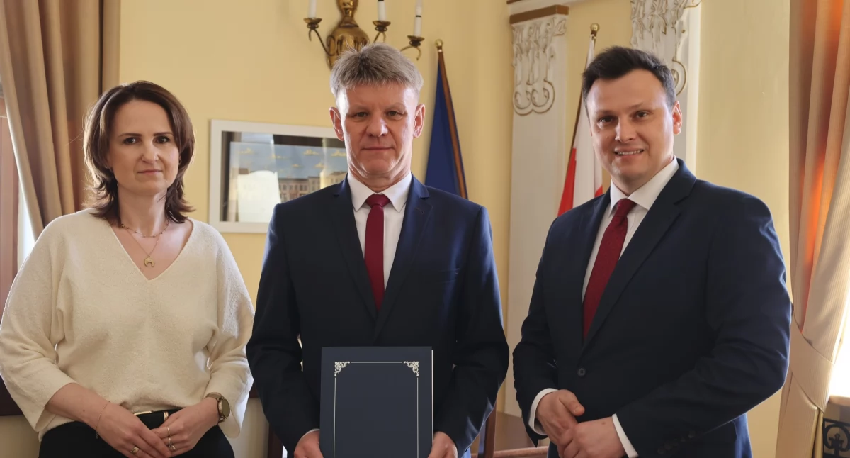 Nowym komendantem Straży Miejskiej w Jarosławiu został Krzysztof Paszyński – osoba z bogatym doświadczeniem zawodowym zdobytym podczas służby w policji./ FOT. UM Jarosław