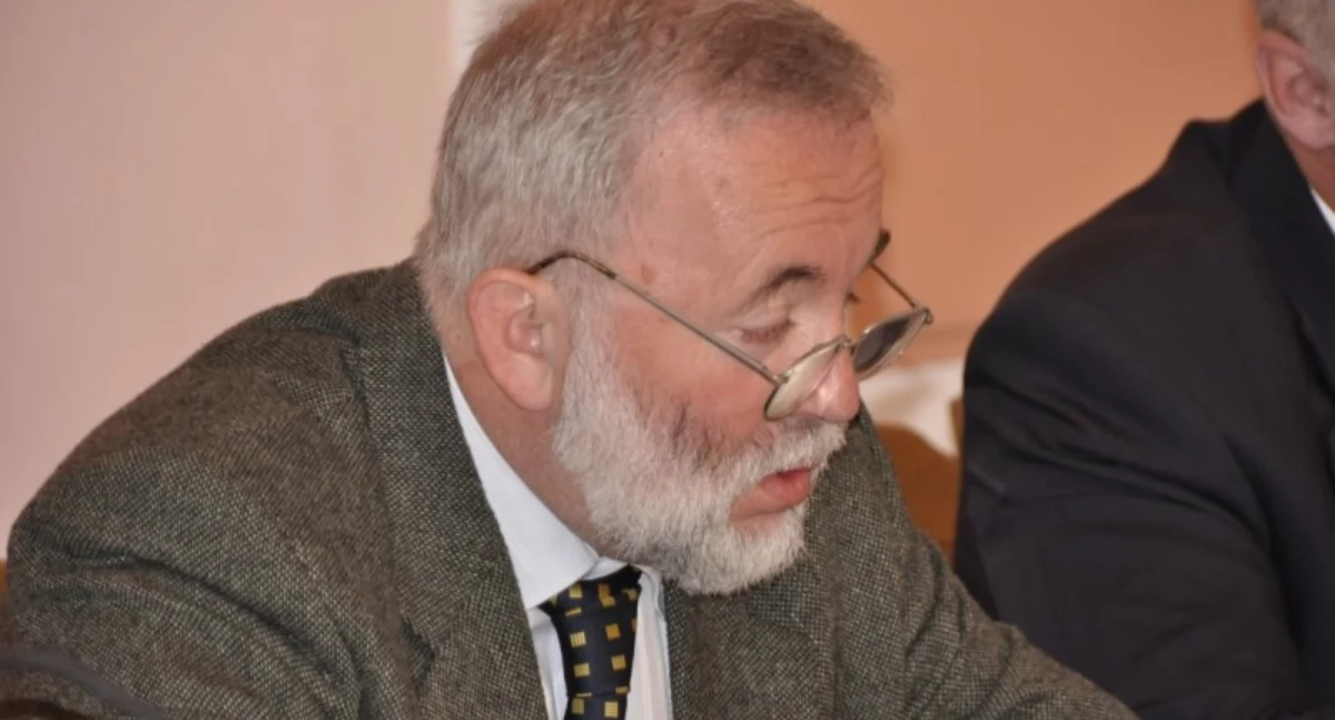 Wieloletni jarosławski samorządowiec Jarosław Pagacz decyzją radnych, podjętą na ostatniej sesji, dołączył do grona wyróżnionych złotą odznaką za zasługi dla miasta./ FOT. archiwum UM Jarosław